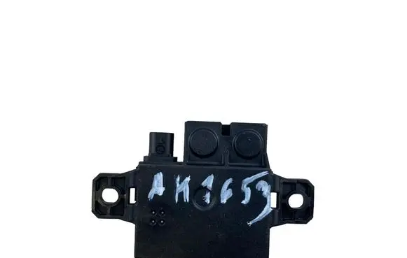 Mercedes-Benz E W212 Battery relay fuse A0009822023