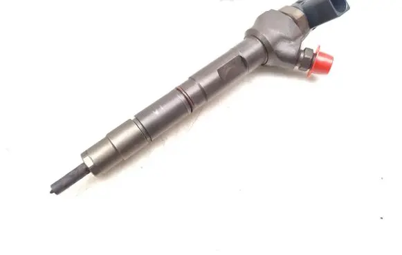 Skoda Octavia Mk3 (5E) Fuel injector 04L130277AJ 0445110477