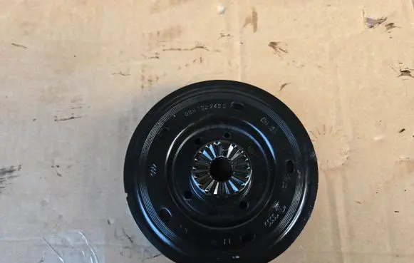 Audi Q5 SQ5 Crankshaft pulley 06H105243H