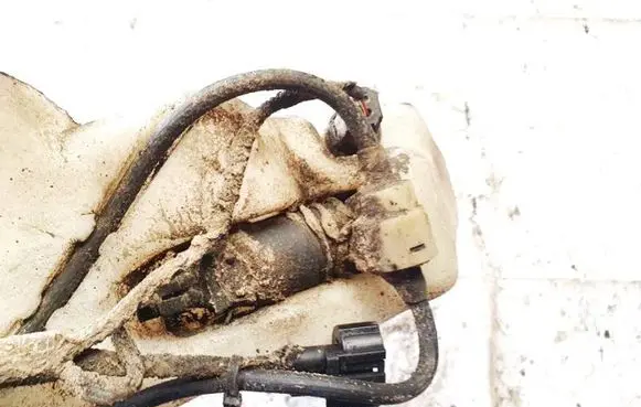 Opel Zafira A Windscreen/windshield washer pump