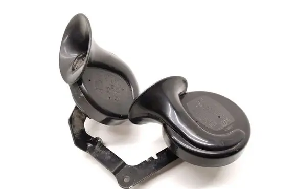 Tesla Model Y Horn signal 1716494-00-A