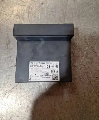 Peugeot 208 Other control units/modules 9641039980 E286424