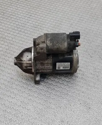 KIA Sportage Starter motor 361002B210 M000TD0171ZE