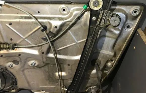 Front door window regulator with motor