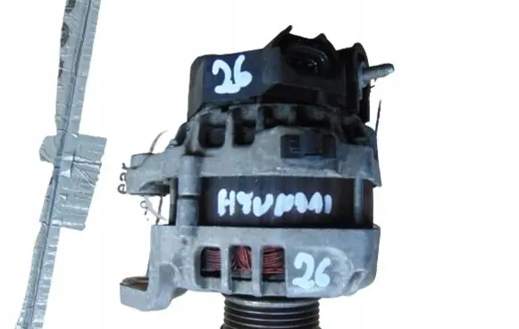 Hyundai i10 Generator/alternator 3730004700