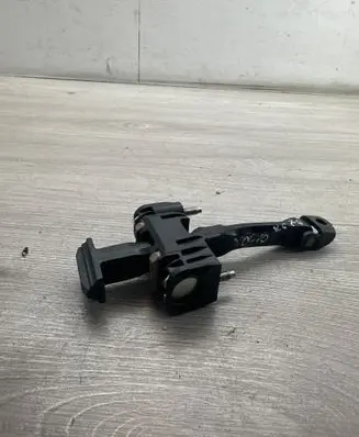 Volvo XC70 Front door check strap stopper 31217753