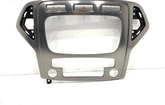 Ford Mondeo MK IV Dashboard trim 