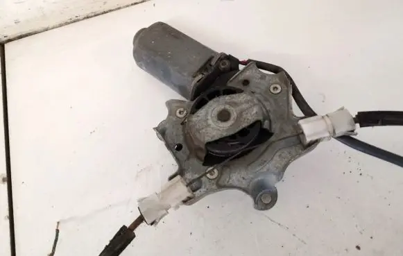 Mazda 323 Front door window regulator motor