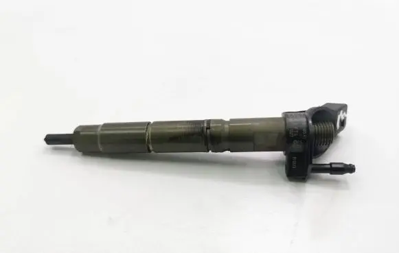 Mercedes-Benz CLS C219 Fuel injector A6420700587 0445115027