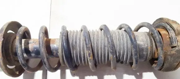 Volkswagen Polo III 6N 6N2 6NF Rear coil spring