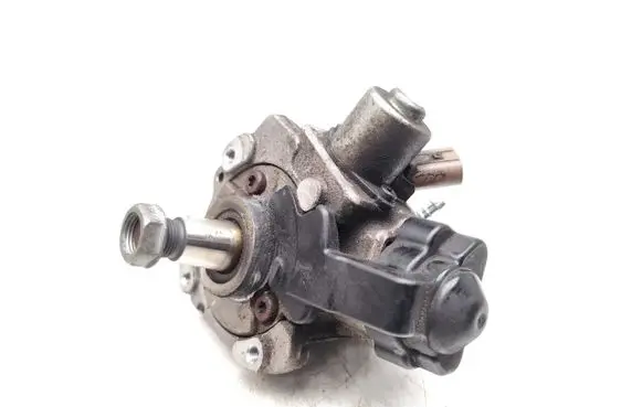 Skoda Octavia Mk3 (5E) Fuel injection high pressure pump 04B130755H 28477820