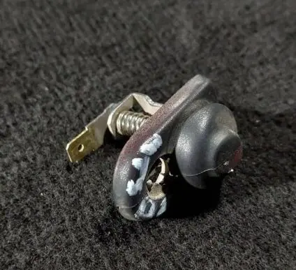 Mitsubishi Space Star Rear door sensor 