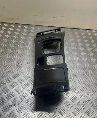Renault Latitude (L70) Center console 