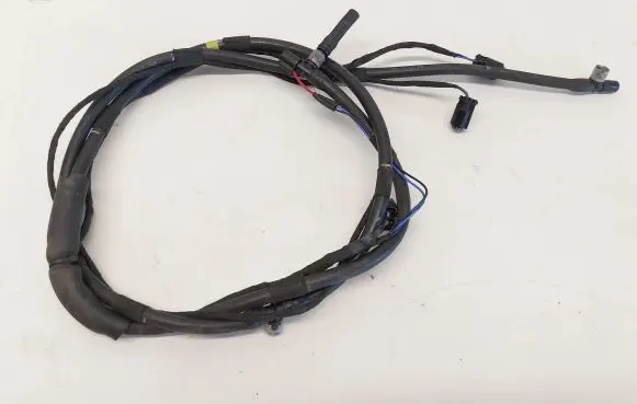 Mercedes-Benz X-class W470 Windshield washer fluid hose 