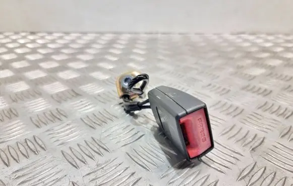 Skoda Octavia Mk2 (1Z) Middle seatbelt (rear) 1Z0857495A