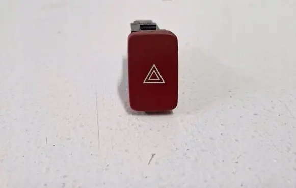 Hyundai Tucson JM Hazard light switch