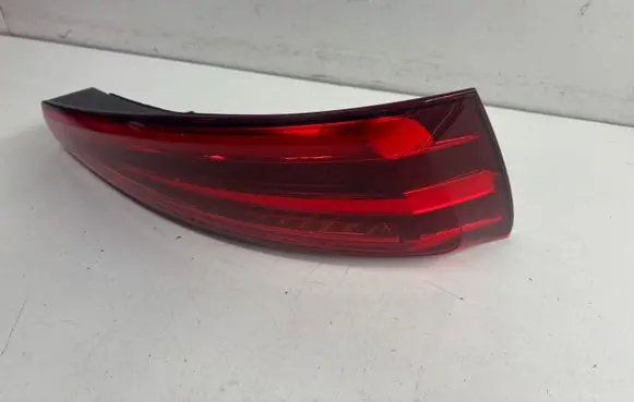 Audi Q3 8U Rear/tail lights 8U0945093H