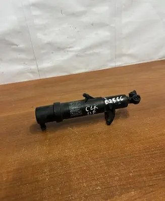 Mercedes-Benz CLK A208 C208 Fuel injector D2566