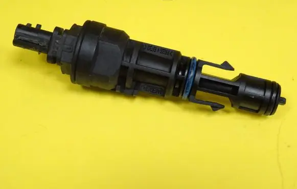 Dacia Sandero Speed sensor (speedometer sensor) 8200547283