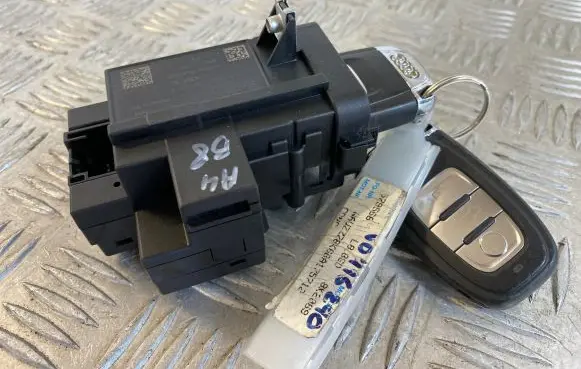 Audi A4 S4 B8 8K Ignition lock 8K0909131D 3320430102 11119112148522