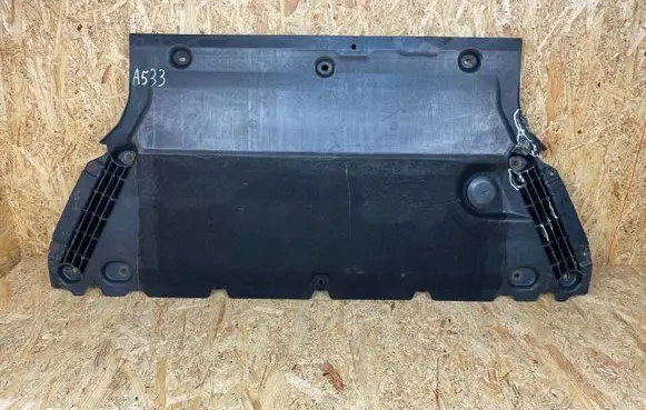Audi A4 Allroad B9 Engine splash shield/under tray 8W0863821B