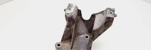 Citroen Xsara Picasso Engine mounting bracket 9638770480