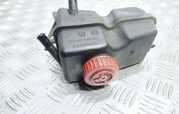 Peugeot 406 Power steering fluid tank/reservoir 96242473