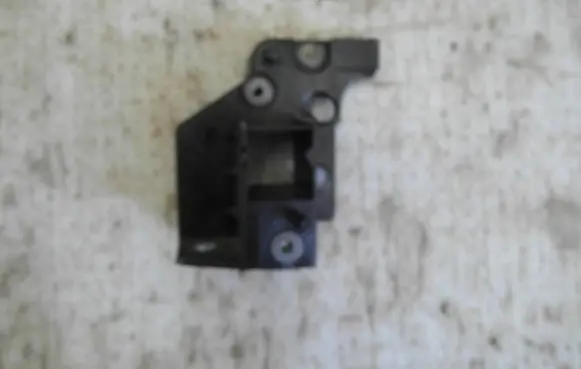 Volvo XC40 Headlight/headlamp mounting bracket 31469371