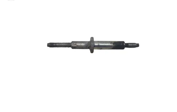 Mazda 6 Fuel Injector clamp holder 