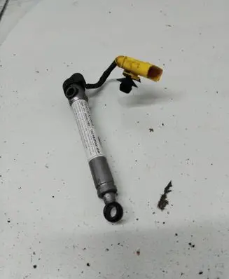 Porsche Cayenne (9Y0 9Y3) Engine bonnet/hood hinges 9Y0823823B P39A18 0589P1000192