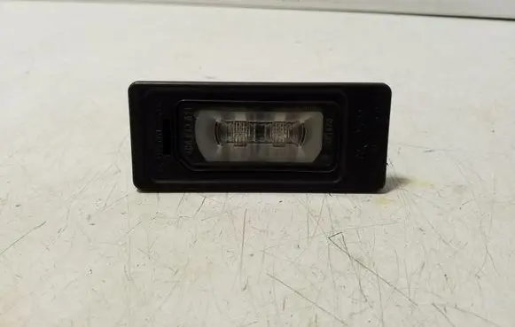 Audi TT TTS Mk2 Number plate light 4G0943021