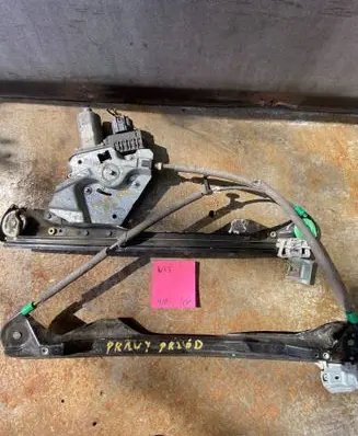 Ford Focus Front door window regulator motor 0130821757