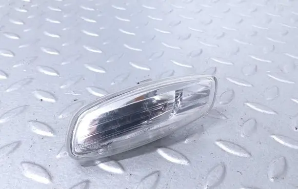 Peugeot 3008 I Front fender indicator light 9680005180