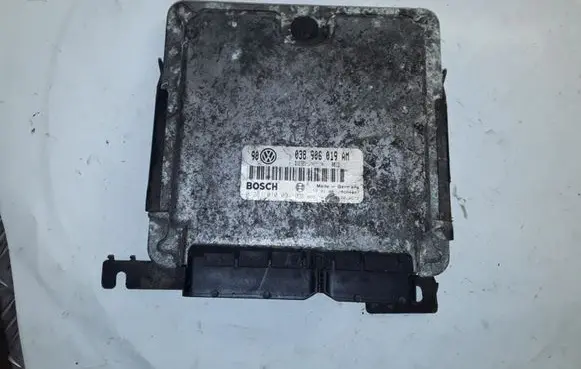 Volkswagen Golf IV Engine control unit/module 038906019AM 0281010091 28SA4087