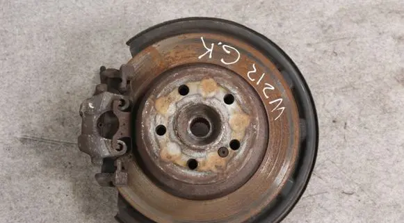 Mercedes-Benz E W212 Rear wheel hub