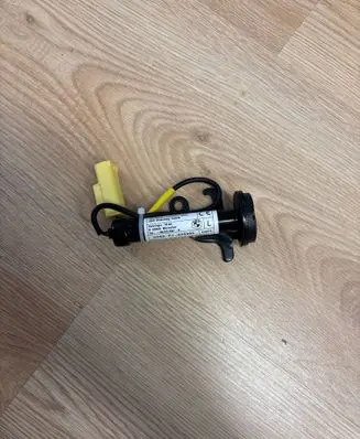 BMW 2 F22 F23 Bonnet Pedestrian Airbag Actuator 7259691