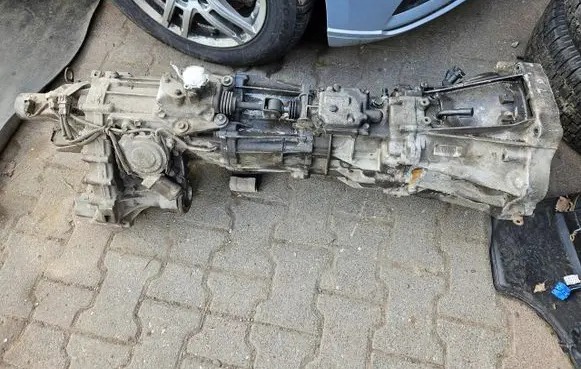 Suzuki Vitara (LY) Manual 5 speed gearbox 2471165J00