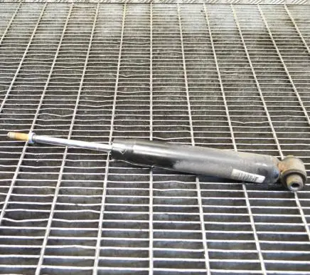 Peugeot 3008 II Rear shock absorber/damper 9824958980