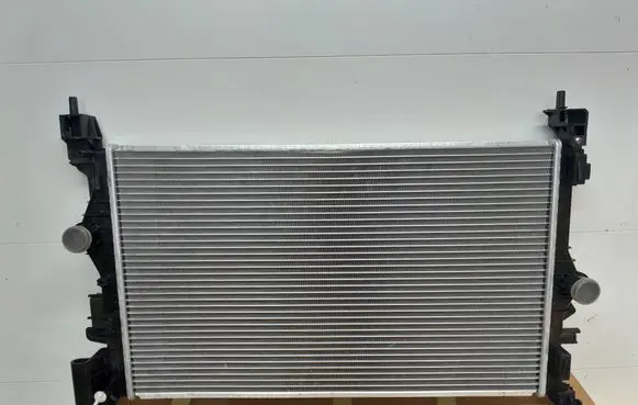 Opel Corsa E Coolant radiator 37012701 1300368