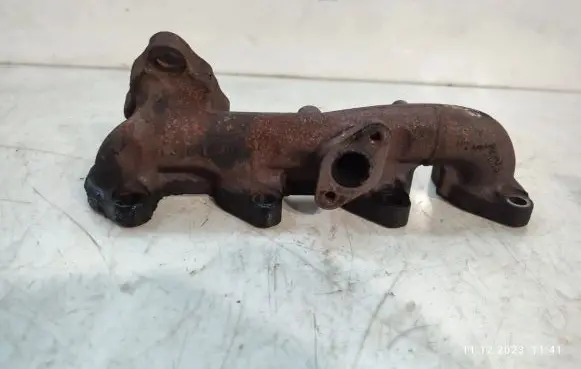 KIA Sportage Exhaust manifold