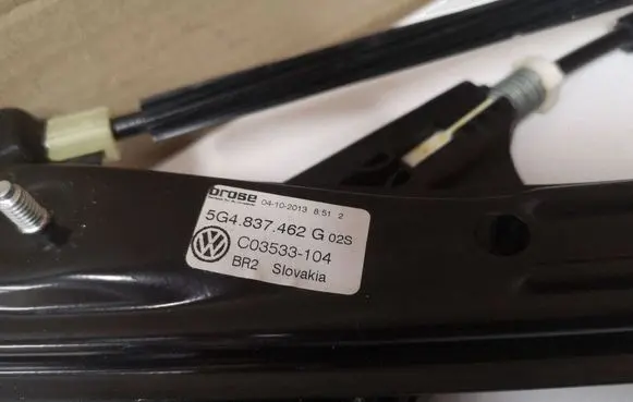 Volkswagen Golf VII Front window lifting mechanism without motor 5G4837462G C03533104