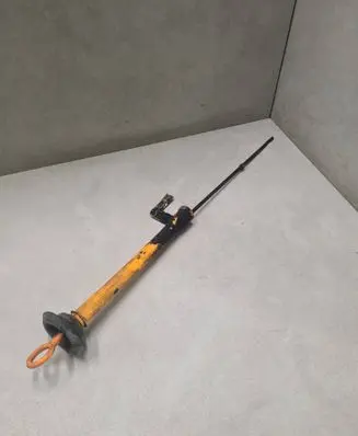 Volkswagen Golf V Oil level dip stick 038115611B