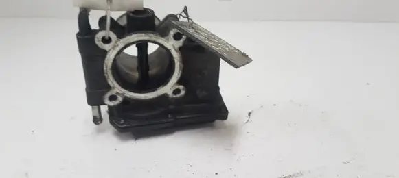 Mazda 6 Throttle valve RF7J136B0