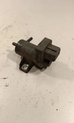 Nissan Qashqai Turbo solenoid valve 8200762162