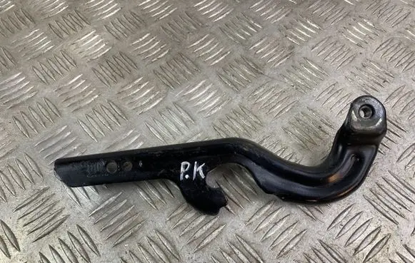 Engine bonnet/hood hinges