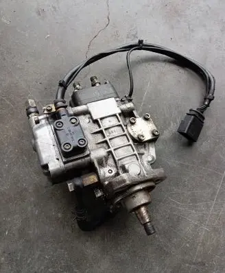 Volkswagen II LT Fuel injection high pressure pump 074130155B 07369