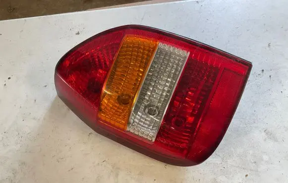 Opel Zafira A Rear/tail lights
