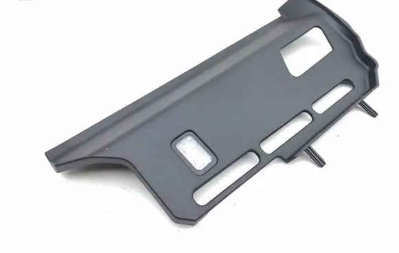Land Rover Range Rover Sport L461 Dashboard lower bottom trim panel M8E2046B1AE