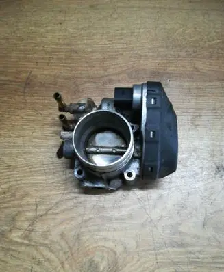 Audi A3 S3 8L Throttle valve 06A133062A 408238323002 00411