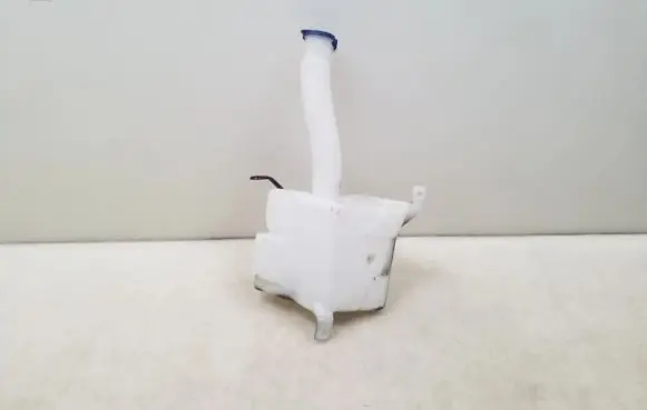 Ford Ranger Windshield washer fluid reservoir/tank AB3917613AC